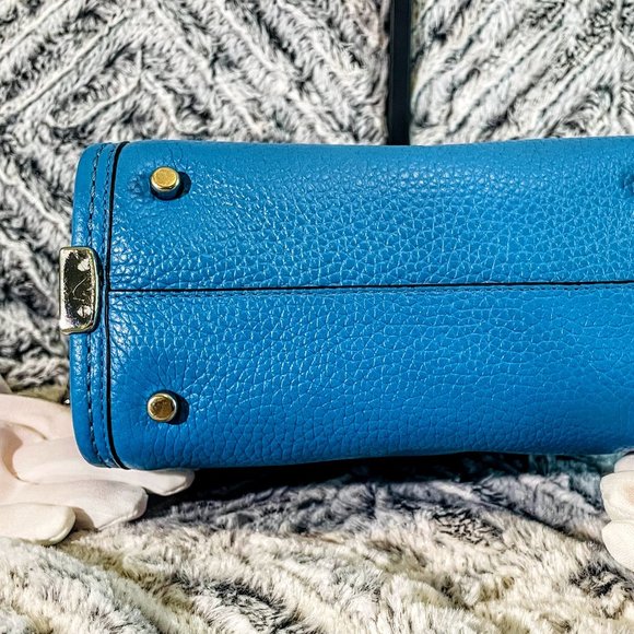 EUC - COACH AZURE SWAGGER 21 CARRYALL IN PEBBLE LEATHER (F37444) - Picture 7 of 9